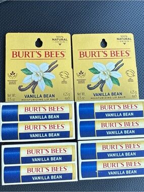 Burt's Bees Vanilla Bean Moisturizing Lip Balm Twin Pack 8 x 0.15 oz